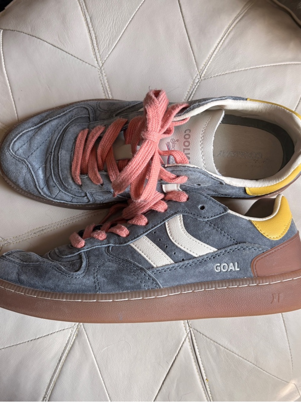 Coolway Goal Suede Sneaker in indigo Blue with Pink Laces size US8